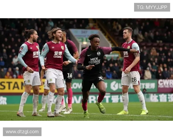 英格兰足球超级联赛赛季格局豪门争锋新星崛起全景解析与战术演进