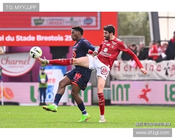 里尔俱乐部严惩种族辱骂球迷 启动法律程序维护俱乐部形象